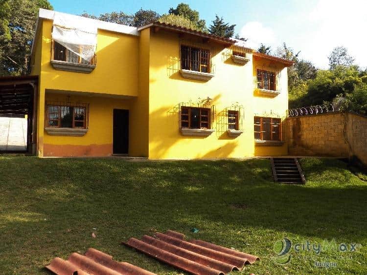 Venta de casa fuera de residencial de Choacorral