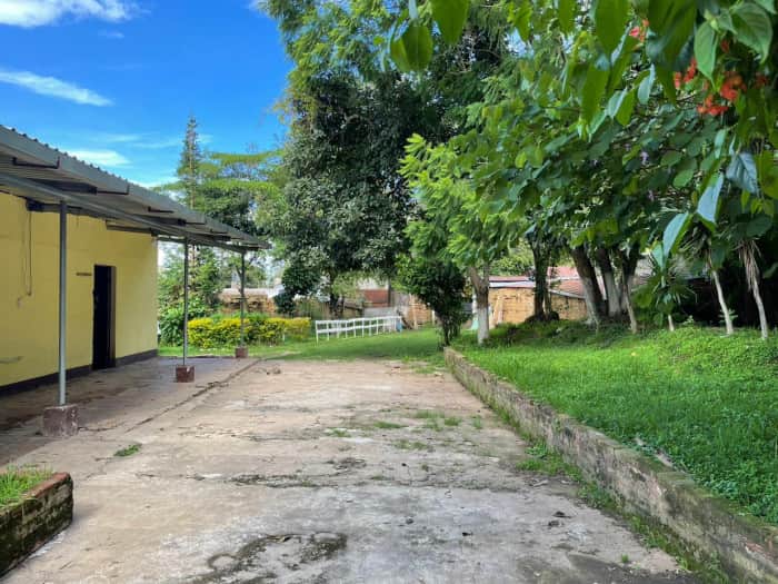En Venta y/o Renta casa tipo granja en Chimaltenango