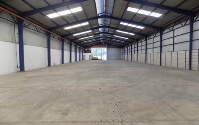 Bodega en Condominio Industrial Taxisco en Venta/Renta