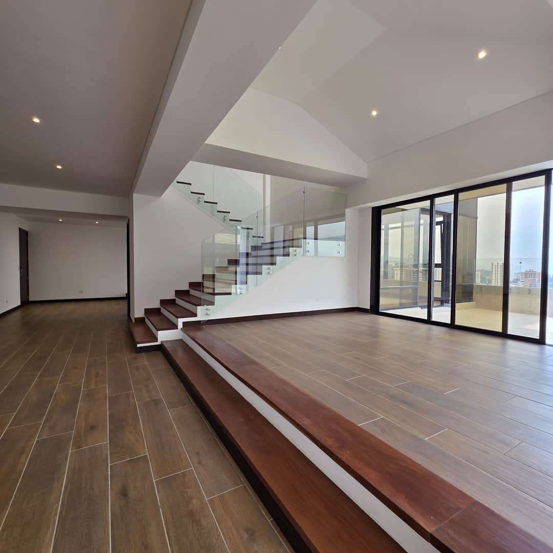 PentHouse en Venta en Oakland Zona 10 Guatemala