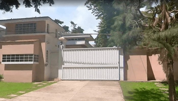 Casa en Venta y Renta en Villa Torrente .