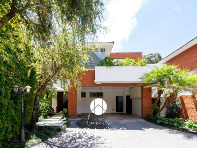 Casa en alquiler en Zona 15, Guatemala · 4 hab · 424 m²