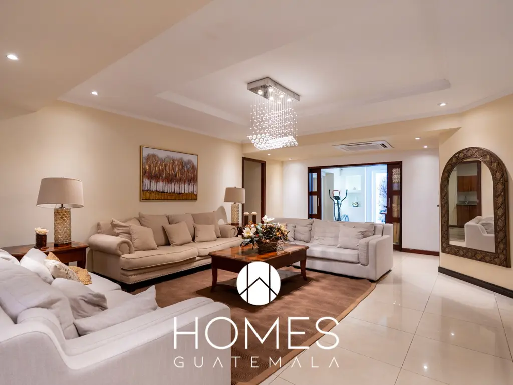 Apartamento Amueblado con Jardín Privado, en Renta, Zona 14.