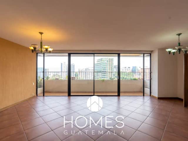 Apartamento en venta en Zona 10, Guatemala · 3 hab · 227 m²