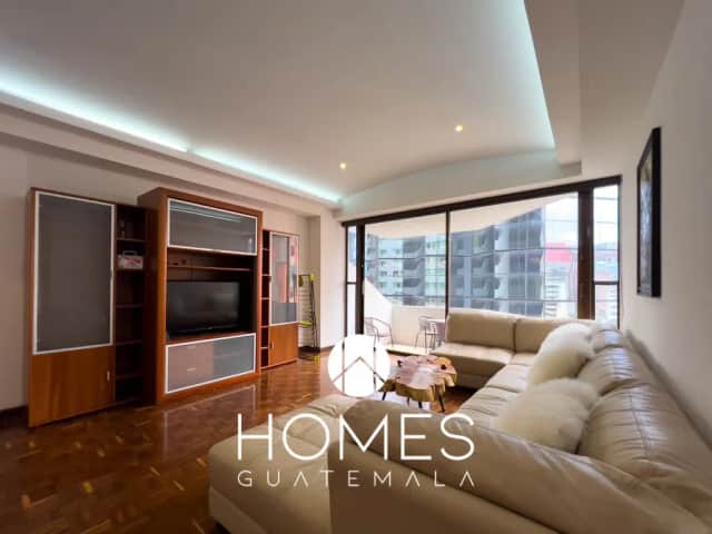 Apartamento en alquiler en Zona 10, Guatemala · 2 hab · 147 m²
