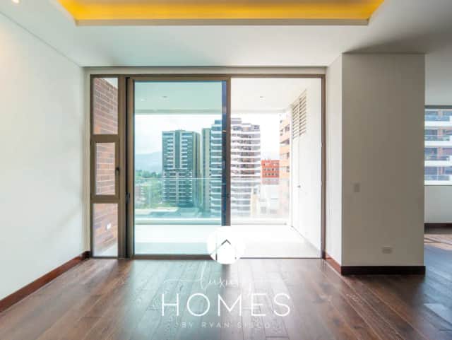 Apartamento en alquiler en Zona 14, Guatemala · 2 hab · 184 m²