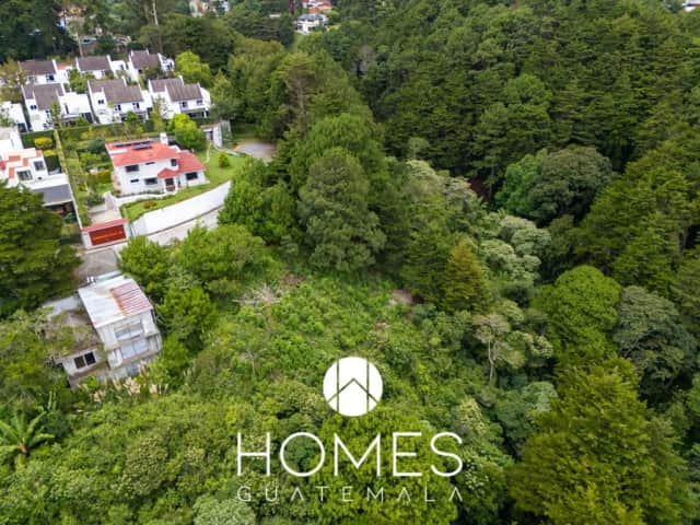 Terreno en venta en Guatemala · 1,220 m²