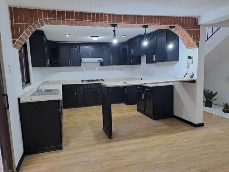 Excelente opción para invertir en Antigua Gardens! Casa en venta a 25 min de #AntiguaGuatemala