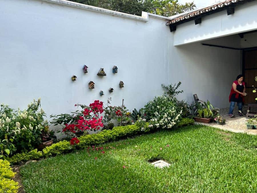 Casa en venta en San Pedro las Huertas a 10 min de #AntiguaGuatemala
