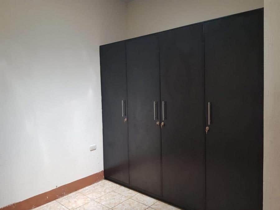 CASA EN VENTA, ZONA 8 DE MIXCO BALCONES SAN CRISTOBAL