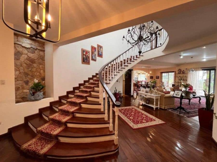 VENTA DE CASA EN ANTIGUA GARDENS