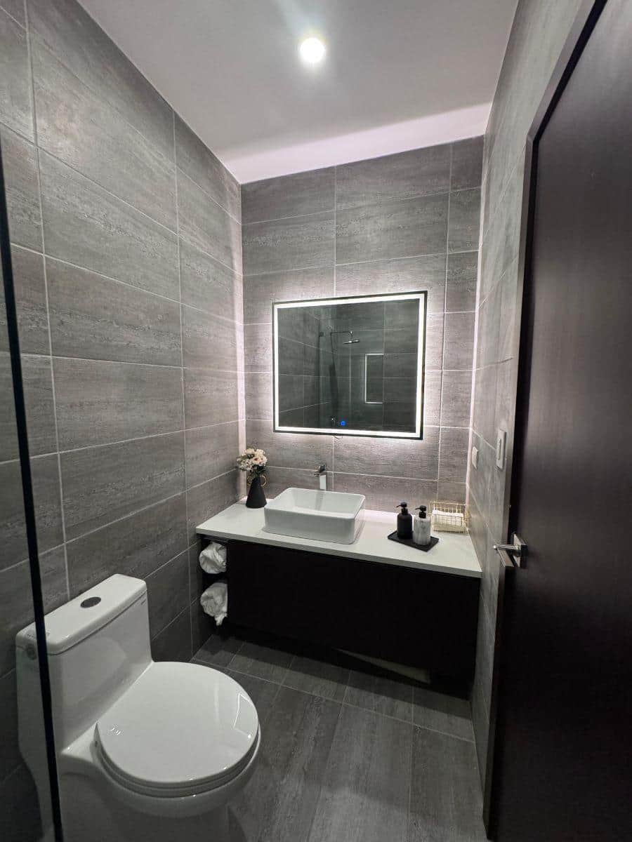 APARTAMENTOS EN PREVENTA EN ZONA 15, EXCELENTE UBICACION