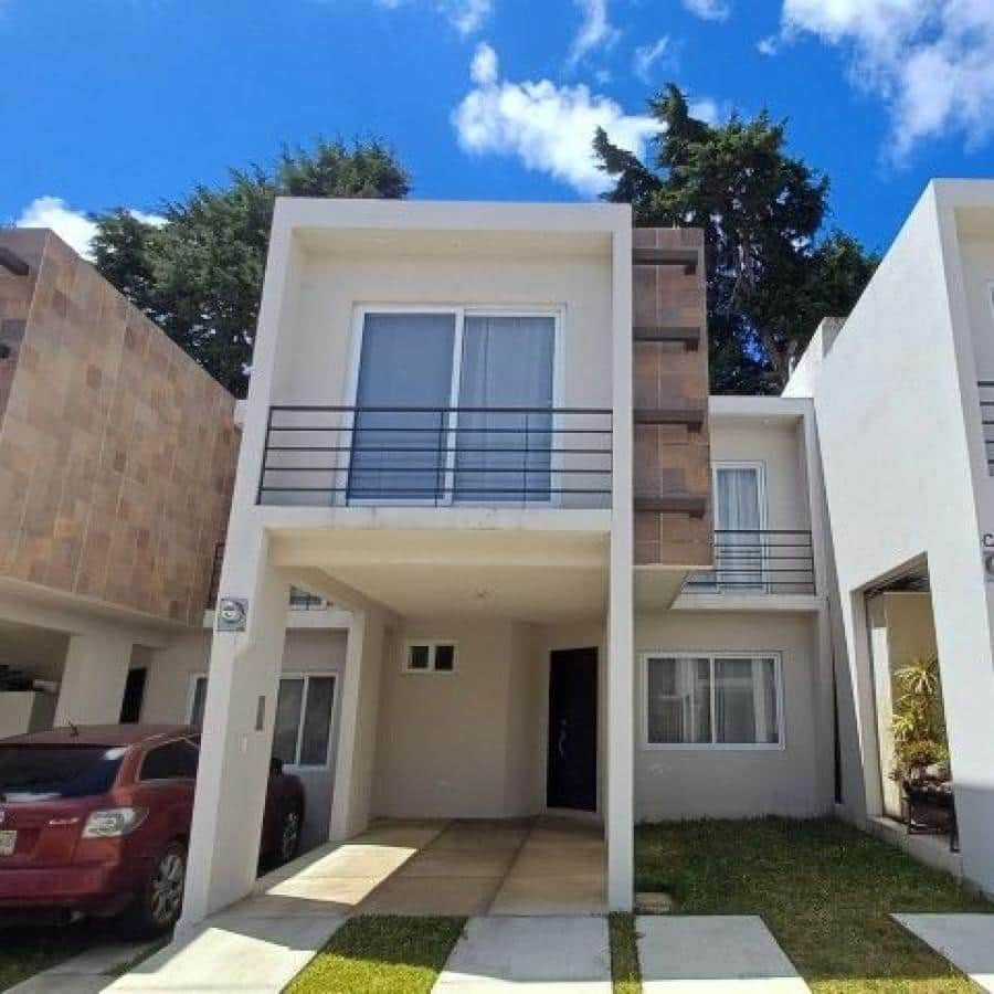 Casa en Venta La Reserva Zona 6 Villa Canales