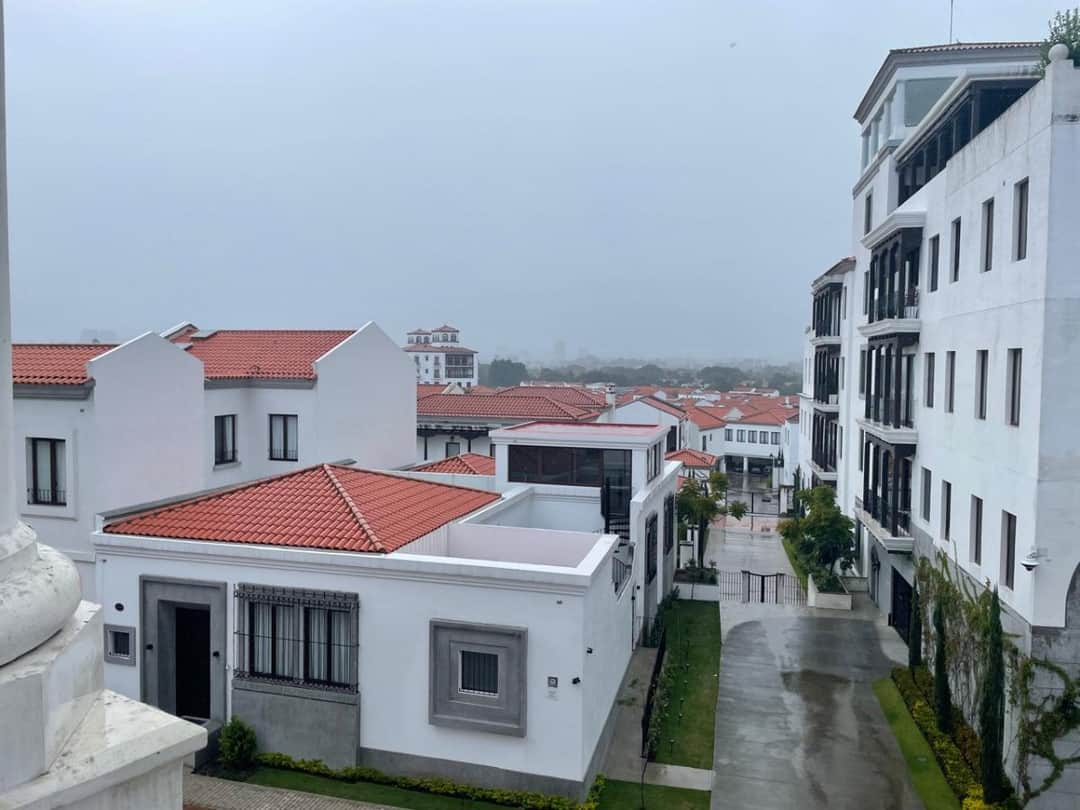 Apartamento en Renta - Lirios de Cayalá Zona 16