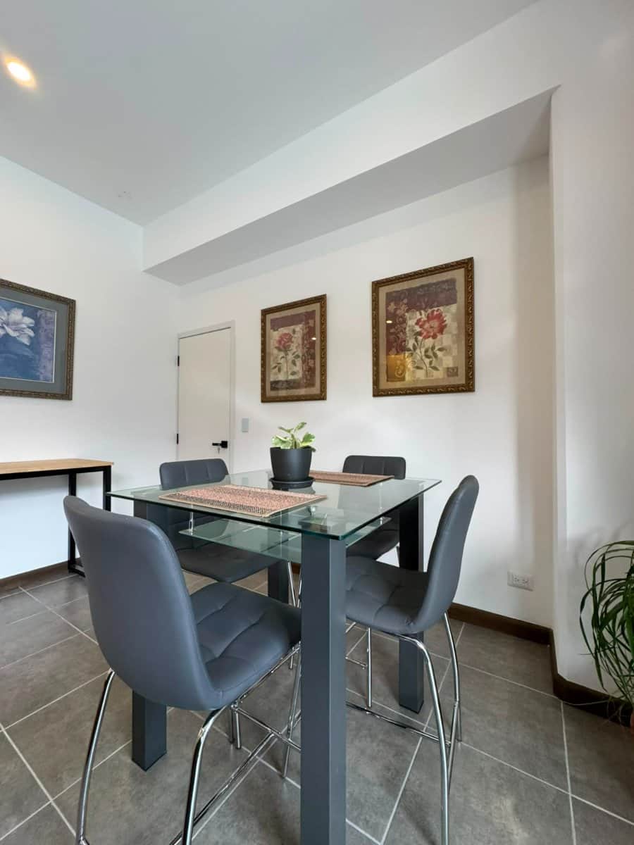 Apartamento amueblado en Renta Zona 15 Vista Hermosa 1