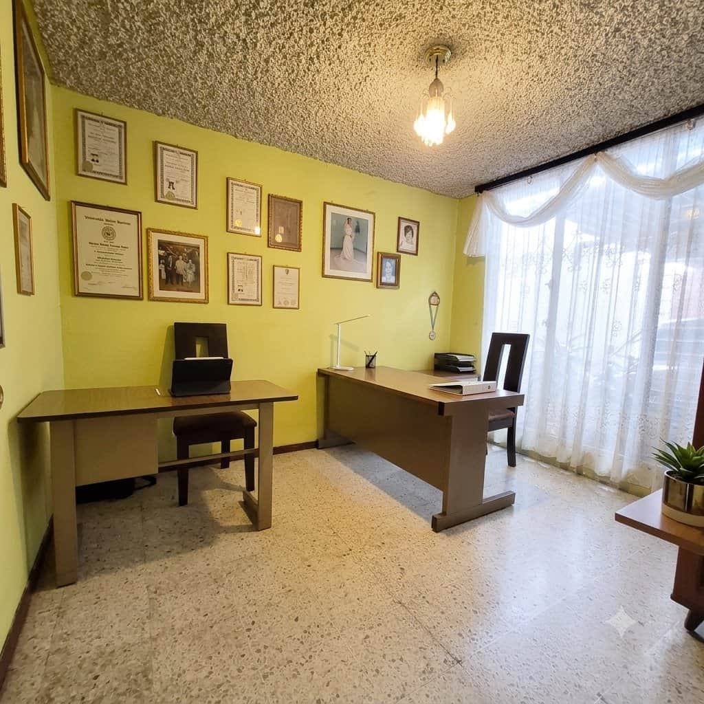 Casa en venta en Bosques de San Nicolás zona 4 Mixco
