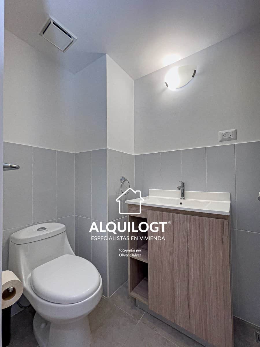 APARTAMENTO AMUEBLADO EN FIAMENE CIUDAD VIEJA ZONA 10 DE 1 HAB AGT2324