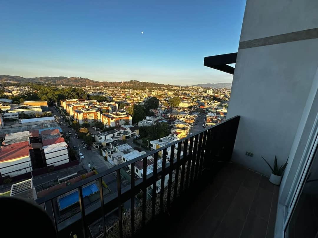 Apartamento en Renta - Edificio Roque Zona 2