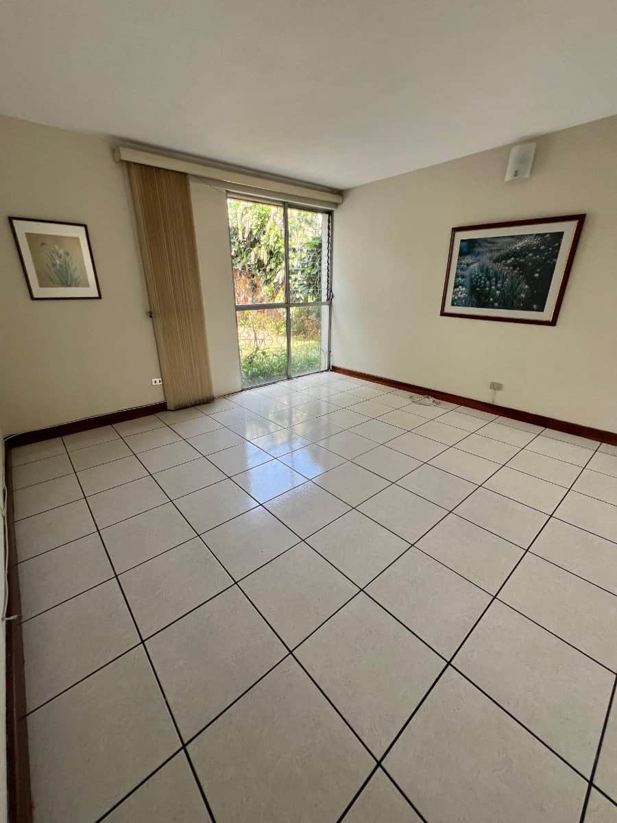 Apartamento en Renta - Capri Zona 9