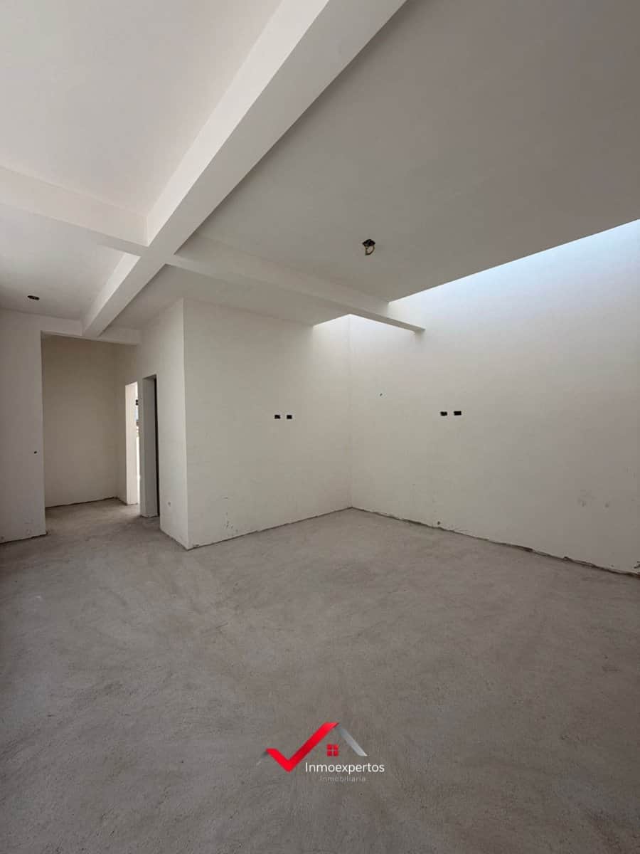 CASA EN VENTA SAN CRISTOBAL SECTOR B2 ZONA 8 DE MIXCO