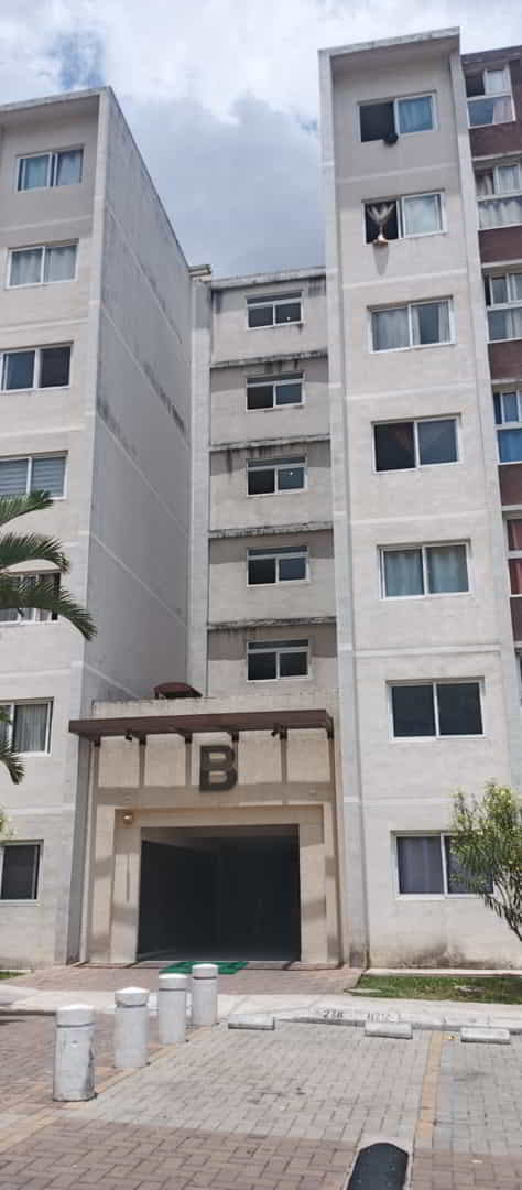 Casa en venta en Zona 5, Villa Nueva · 2 hab · 65 m²