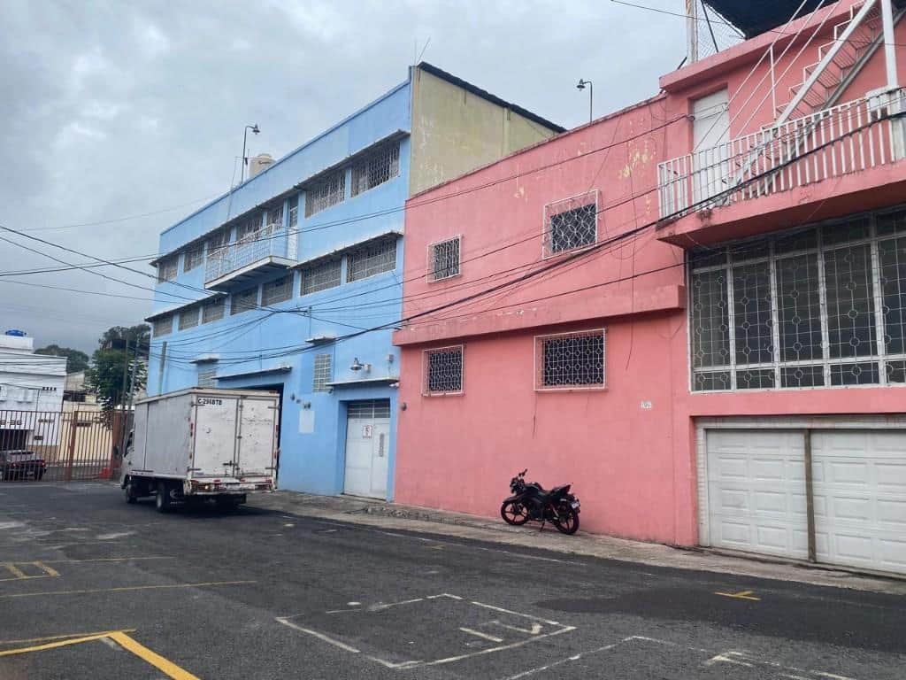 Rento casa para uso comercial cerca del CENGMA Z.11, Ciudad de Guatemala