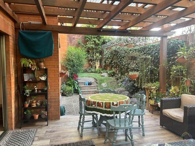 Casa en venta en Santa Catarina Pinula, Guatemala · 4 hab · 465 m²