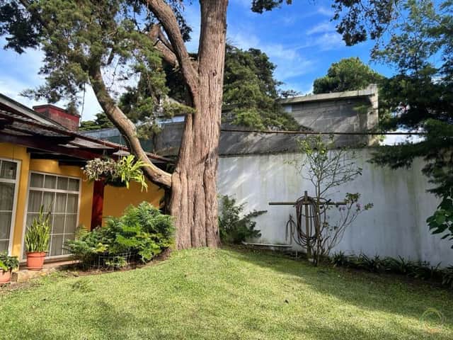 Casa en venta en Santa Catarina Pinula, Guatemala · 3 hab · 250 m²