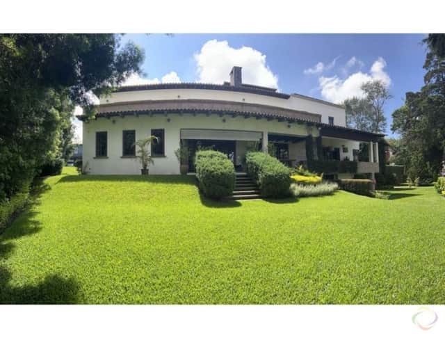 Casa en venta en Zona 16, Guatemala · 6 hab · 1,100 m²