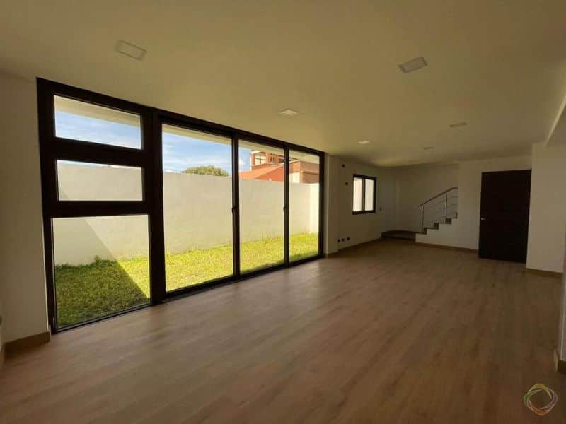 Venta Casa en la Isla Altos de Vista Hermosa, zona 15