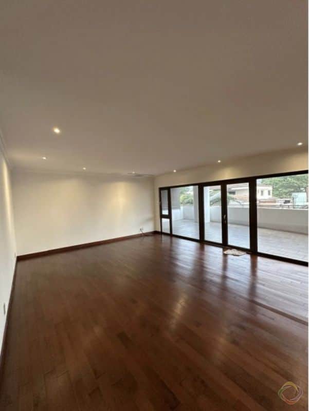 Apartamento en Edificio Tadeus zona 14