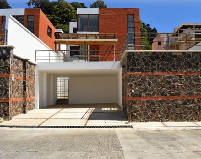 Casa en alquiler en Santa Catarina Pinula, Guatemala · 4 hab · 545 m²
