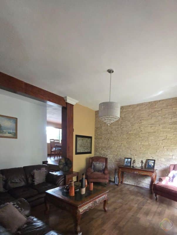Casa en venta en Zona 8, Mixco · 4 hab · 400 m²