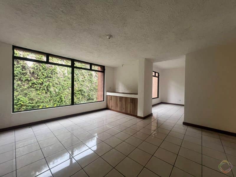 Apartamento en Condominio la Solana San Lazaro zona 15