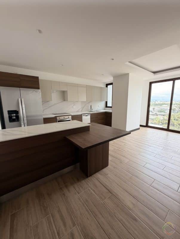 Apartamento en venta en Zona 13, Guatemala · 2 hab · 82 m²