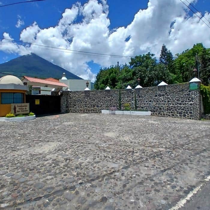 Venta Casa de un nivel, Residencial cercano a Antigua, Ciudad Vieja