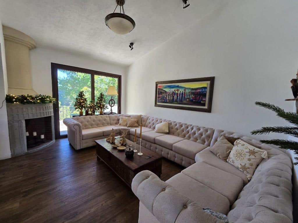 En Venta 2 Casa en Granjas San Cristobal, Mixco San Cristobal