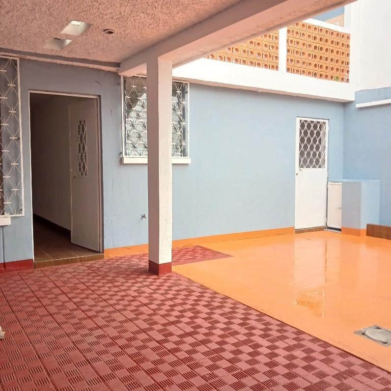 CASA EN VENTA EN PANORAMA SAN CRISTOBAL ZONA 8 MIXCO