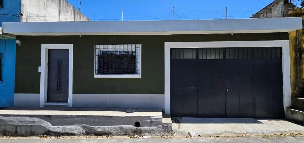 CASA EN VENTA – LINDA VISTA, VILLA NUEVA