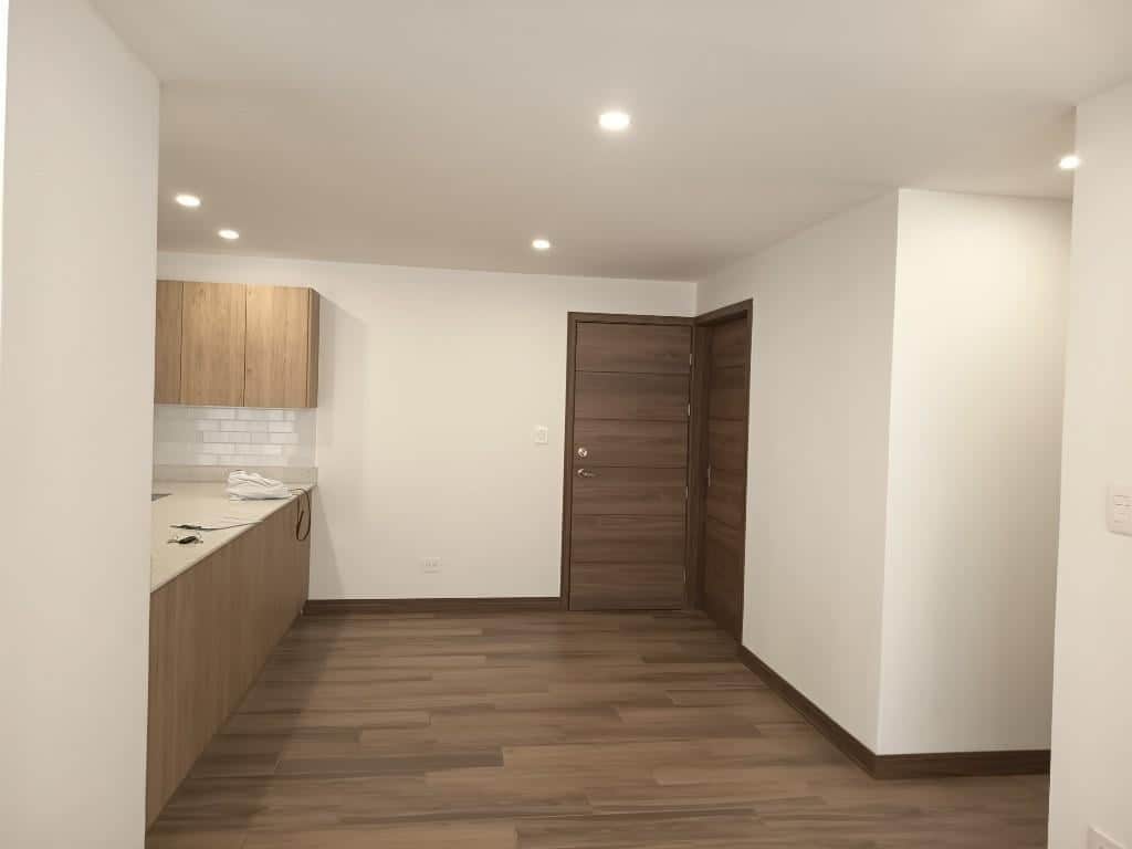 Renta apartamento 3 habitaciones y 3 parqueos Zona 15, Ciudad de Guatemala