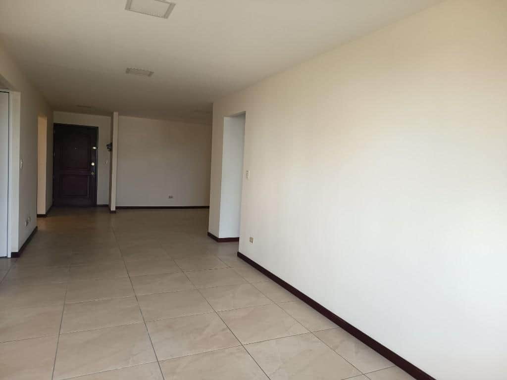 Apartamento en renta en zona 14 sobre Las Americas, Ciudad de Guatemala
