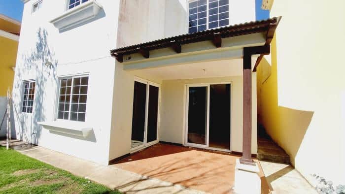 Casa en Venta en Condominio Carretera a Fraijanes.