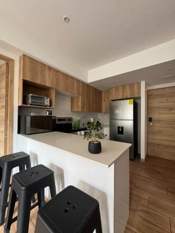 Apartamento Amueblado en Renta Zona 9 Cendana, Ciudad de Guatemala