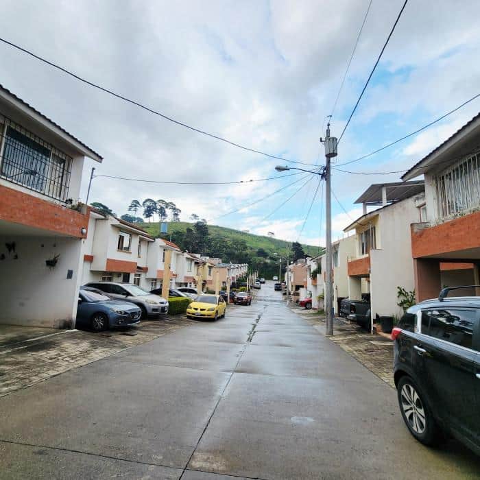 En Venta Casa en Los Olivos zona 18, Guatemala