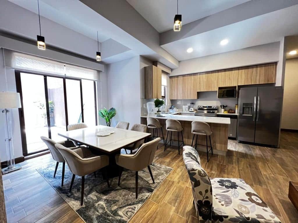 APARTAMENTO EN VENTA ZONA 10 GT EN PRIMER NIVEL, Guatemala