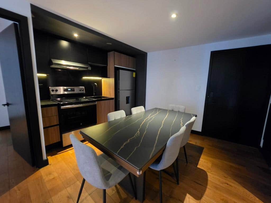 Apartamento en Renta 2 Hab en Villa Mariscal Zona 11, Ciudad de Guatemala