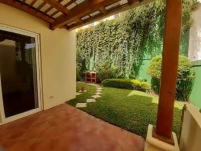 Casa en Venta en Carretera a El Salvador Km. 22 entrada a Fraijanes