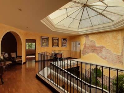 Casa en venta en Guatemala · 4 hab · 750 m²