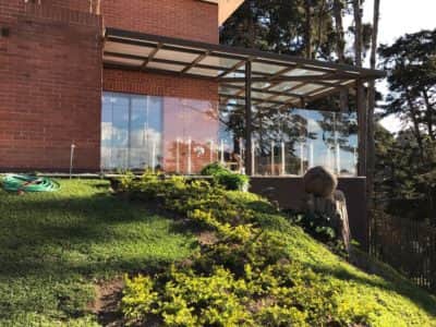 Casa en venta en Guatemala · 4 hab · 584 m²