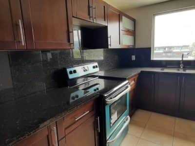 Apartamento en Alquiler en Zona 14, Excelente ubicación